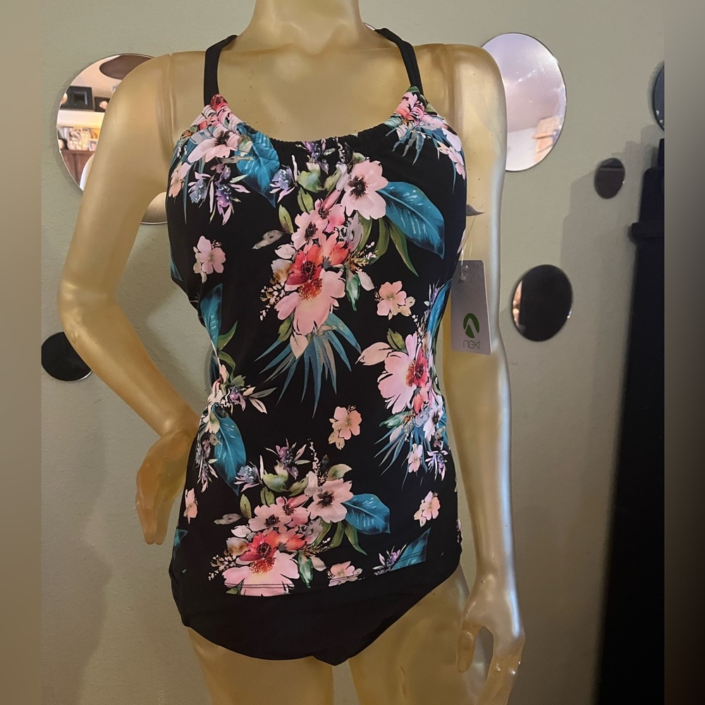 NWT 2 piece tropical, floral, swim tankini